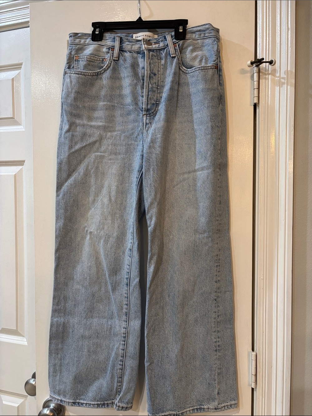 Denim Forum Farrah Hi-Rise Light Wash Women’s Wide Leg Jeans Short Length